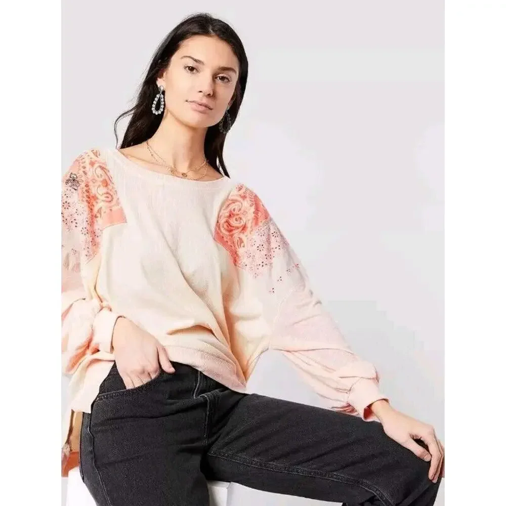 We the Free Feelin It Tee in Peach Floral Embroidered Size Small Oversized